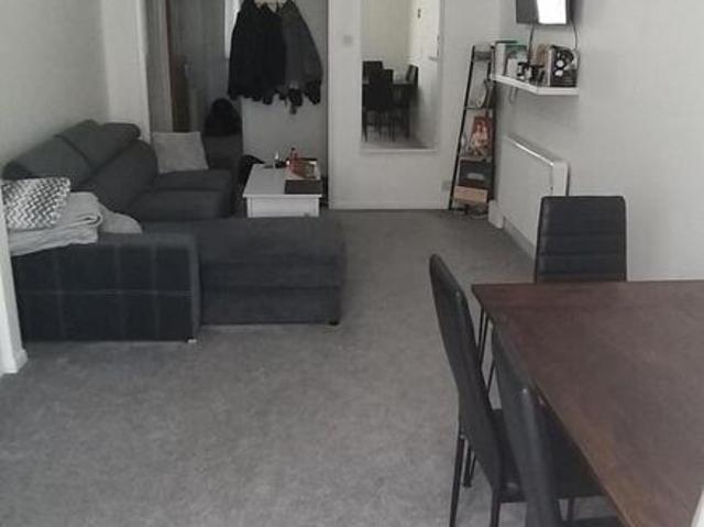 Cooper Close, Greenhithe DA9, 2 bed property to rent, £1,150 pcm | PrimeLocation