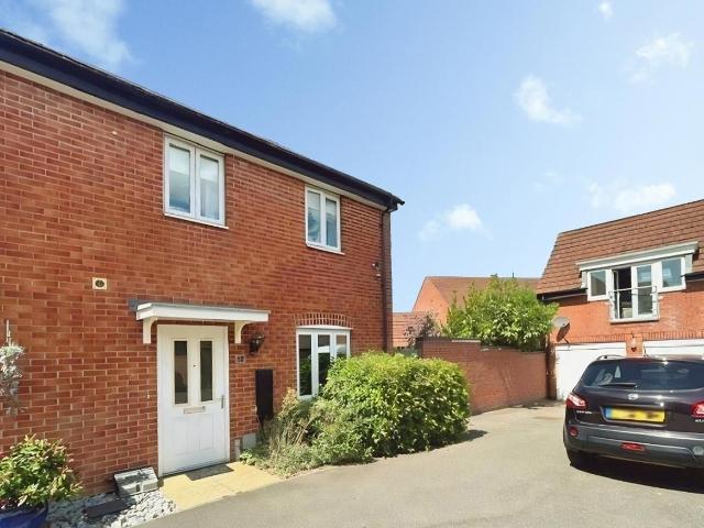 Cooper Road, Peterborough PE4, 4 bed property to rent, £1,400 pcm | PrimeLocation