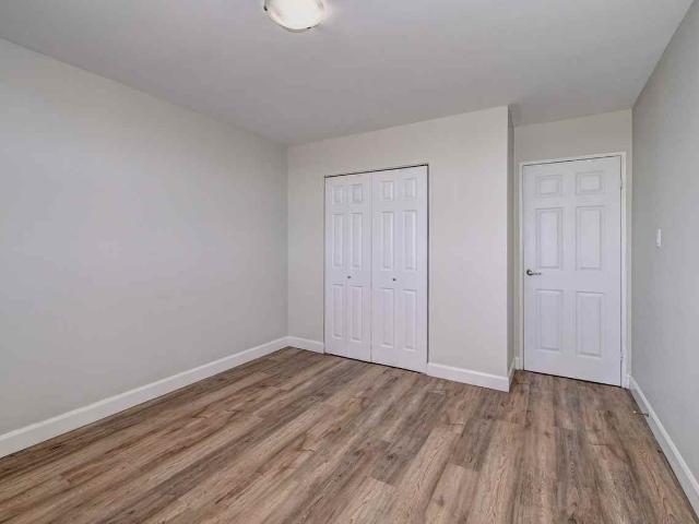 Cooper Tower Apartments 1 Bedroom Apartment for Rent at 301 Fairview Dr, Brantford, ON N3R 2X4 Fairview