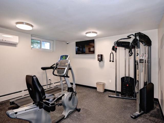 Cooper Tower Apartments 1 Bedroom Apartment for Rent at 301 Fairview Dr, Brantford, ON N3R 2X4 Fairview