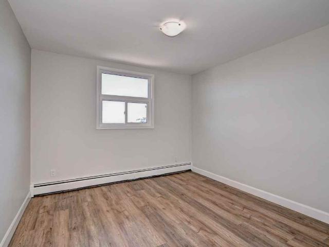 Cooper Tower Apartments 2 Bedroom Apartment for Rent at 301 Fairview Dr, Brantford, ON N3R 2X4 Fairview