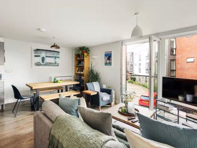 Cooperage Lane, Southville BS3, 3 bed terraced house to rent, £3,000 pcm | PrimeLocation