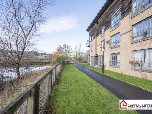 Cooperage Quay, Stirling FK8 2 bed flat to rent £1,200 pcm £277 pw