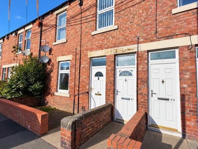 Cooperative Terrace, Washington NE37, 2 bed flat to rent, £595 pcm | PrimeLocation