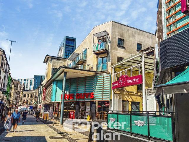 Coopers Court, Cardiff, CF10 2 bed apartment to rent £1,050 pcm £242 pw