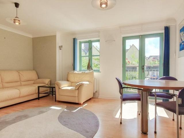 Coopers Court, Hertford