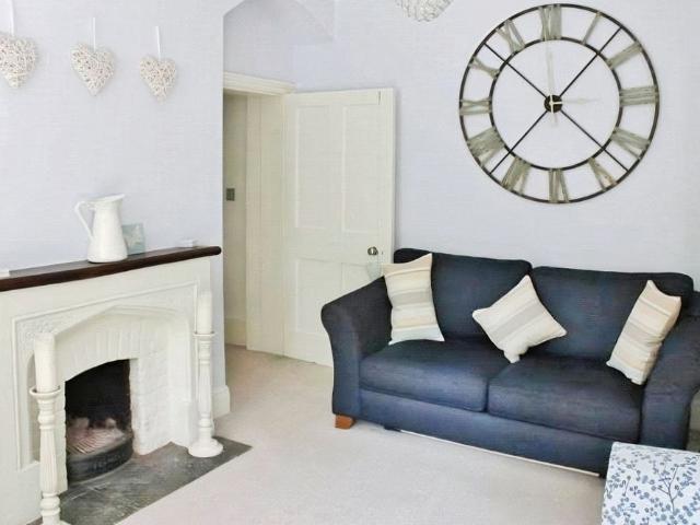 Coopers Hill Lane, Englefield Green, Egham, Surrey, TW20 0JY