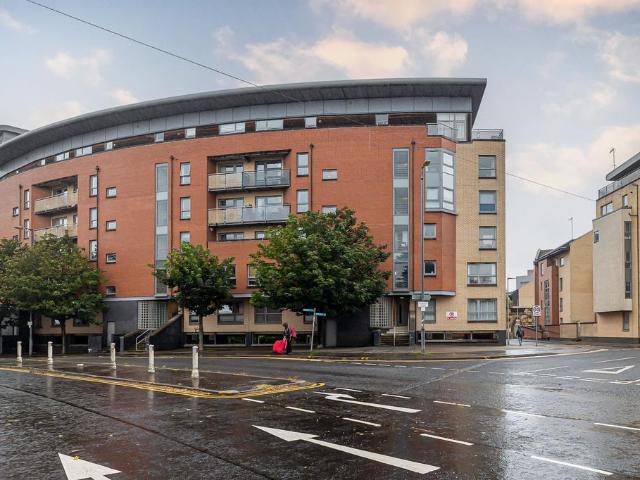 Coopers Well Street, Glasgow, Glasgow. 2 bed apartment to rent £1,450 pcm £335 pw