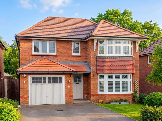 Coate, Swindon, Wiltshire SN3, 4 bed detached house to rent, £2,300 pcm | PrimeLocation