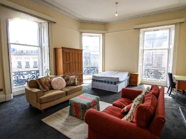Coates Place, West End, Edinburgh, EH3 5 bed apartment to rent £3,575 pcm £825 pw