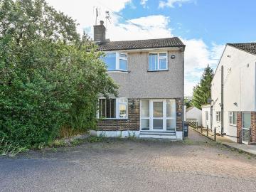 Coates Way WD25, Watford, Garston, 3 bed semi detached house to rent, £2,200 pcm | PrimeLocation