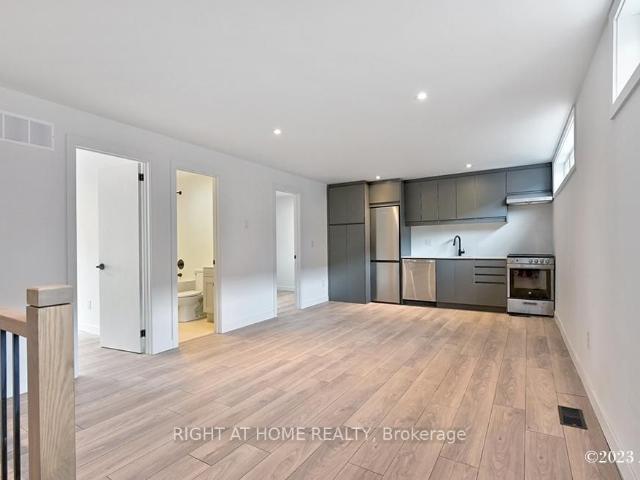 Coach House 48 Lanark Avenue in Toronto: Oakwood Village House for lease Toronto C03: MLS®# C12414732