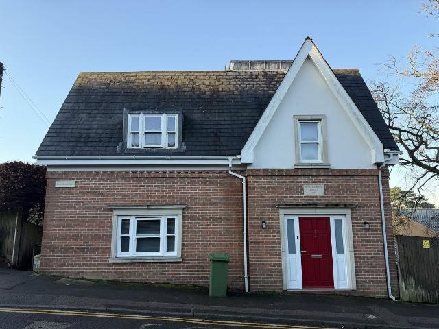 Coach House, Crownfields, Sevenoaks TN13, 2 bed property to rent, £1,750 pcm | PrimeLocation