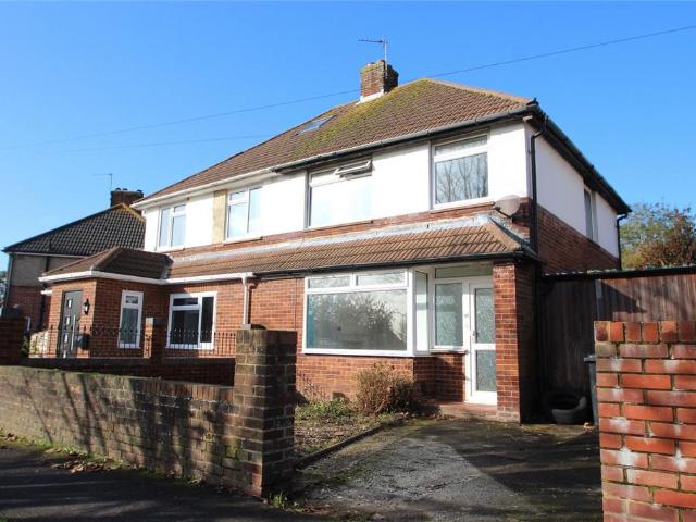 Coach Road, Hamble, Southampton, SO31 3 bed semi detached house to rent £1,450 pcm £335 pw
