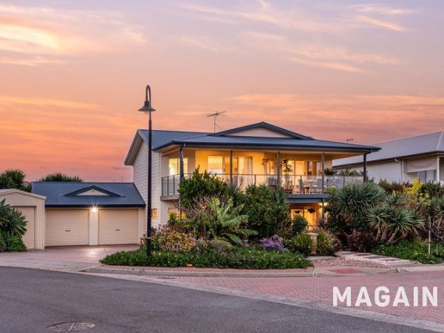 Coastal outlooks, inviting interiors and room to unwind