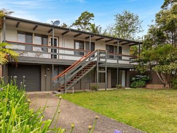 Coastal One Bedroom Flat Water & Gas Included