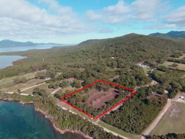 Lady Barron, Flinders, Tasmania, Cloudy Bay, Kingborough, Tasmania Island