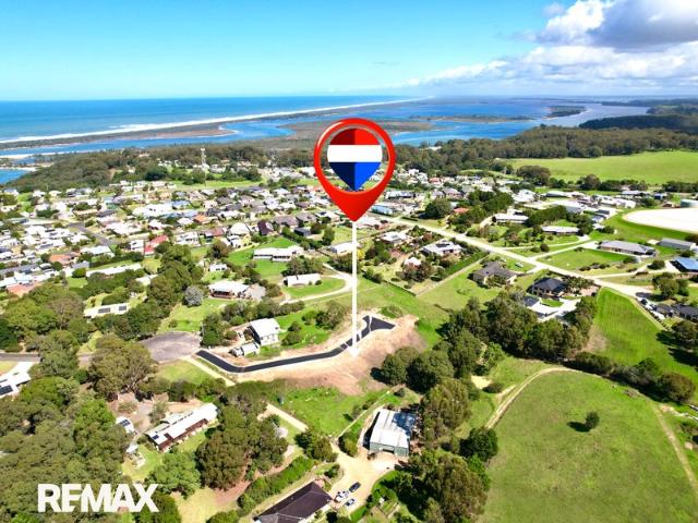 Coastal Opportunity Build in a Tightly Held Pocket Build your dream Home