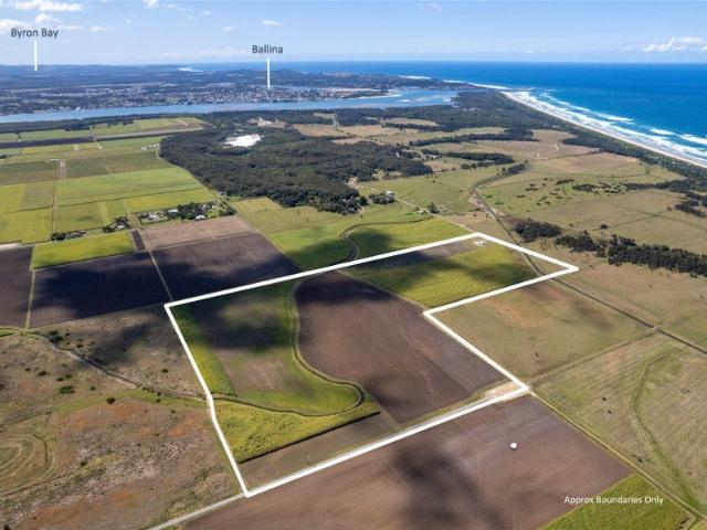 Coastal Acreage Where Lifestyle Meets Opportunity