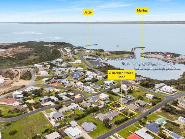 Coastal Block with shed and wine cellar in Prime Robe Marina Location!