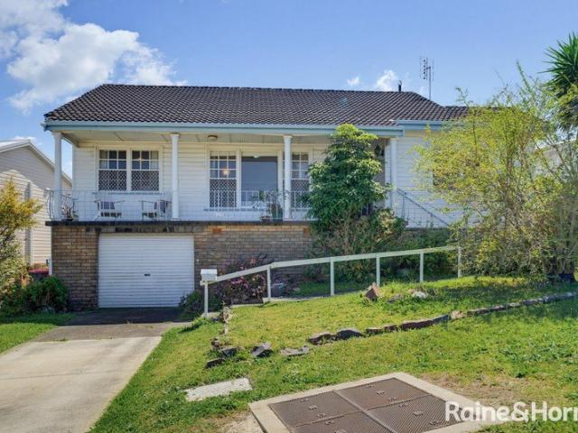 Coastal Character, Comfort & Outstanding Investment Potential