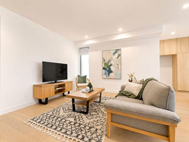 Coastal Charm Meets Modern Living!