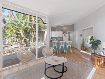 Coastal Charm Meets Relaxed Beachside Living