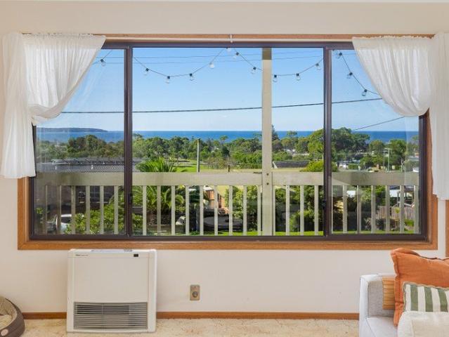 Coastal Charm & Ocean Views Pambula Beach