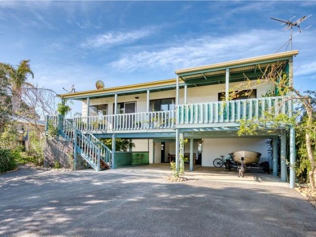 Coastal Charm at 45 Inlet View Road