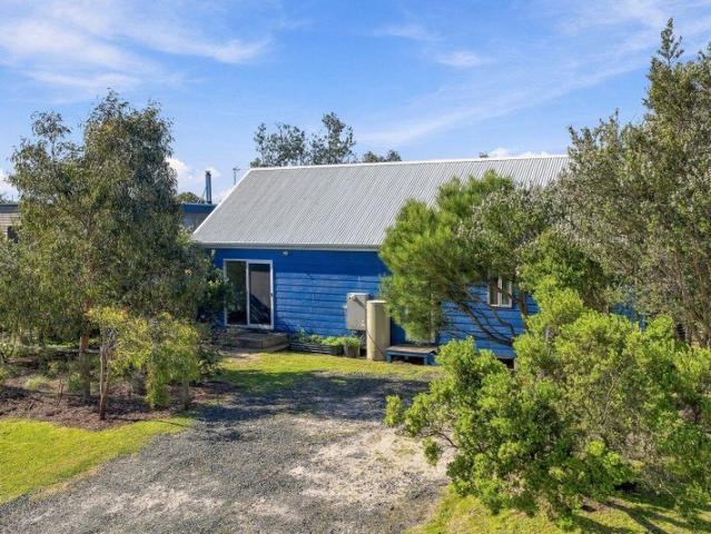 Coastal Charm and Effortless Living at 22 Margaret Avenue