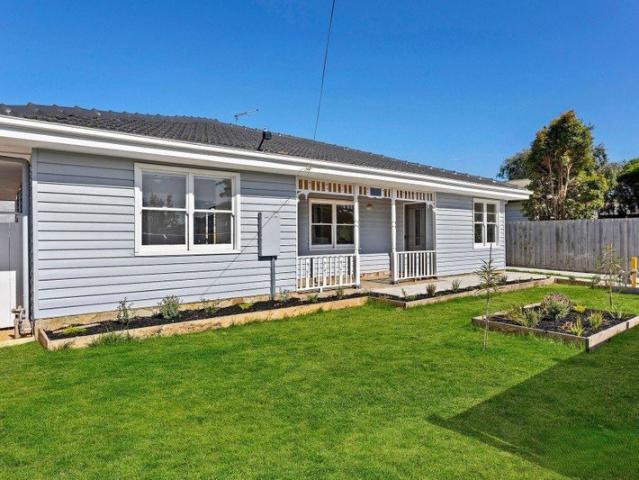 Coastal Charm, Contemporary Comfort & an Unbeatable Beachside Lifestyle