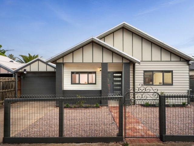 Coastal Charm. Contemporary Comfort. Effortless Living