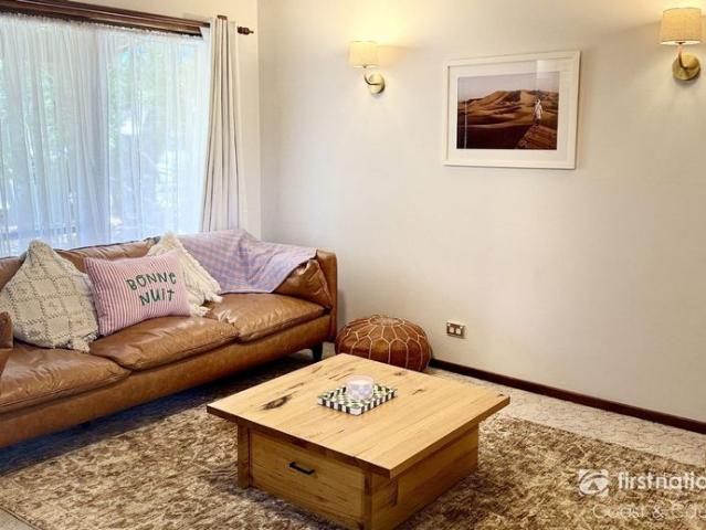 Coastal Charm – Fully Furnished Home