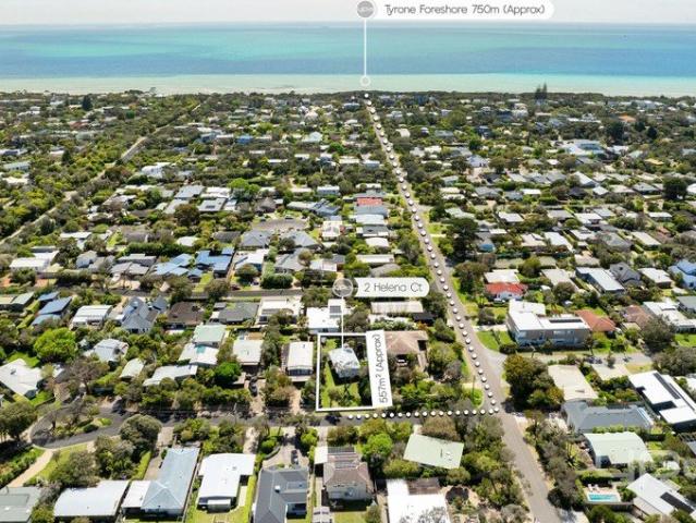 Coastal Charm in an Enviable Peninsula Location