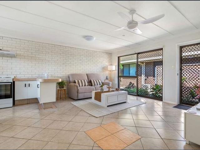 Coastal Charm in the Heart of Palm Beach