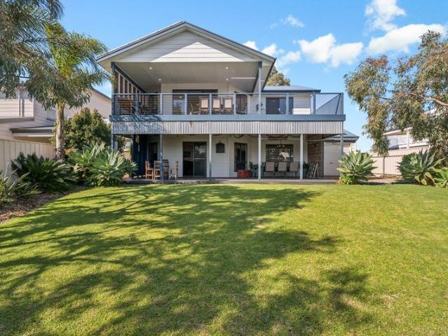 Coastal Charm, Space & Easy Living