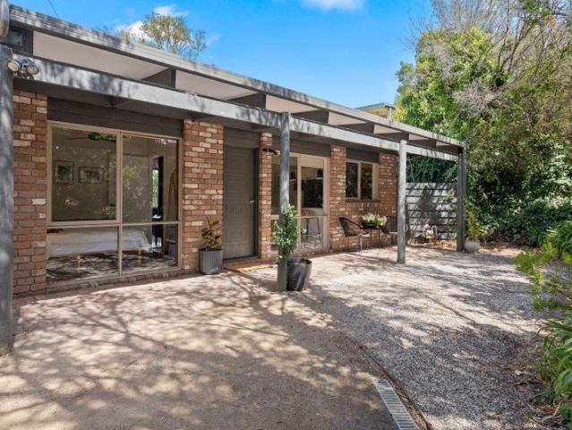 Coastal Charm with Outstanding Holiday Rental Potential