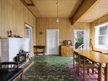Stieglitz, Break Oday, Tasmania Island