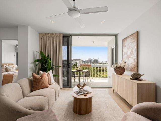 Coastal City Lifestyle at 'Reflection Cove'