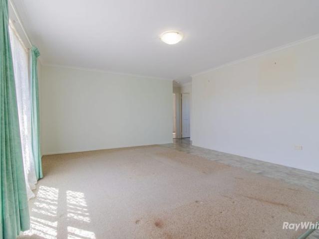 Coastal Comfort & Convenience in Sought After Bargara Lakes