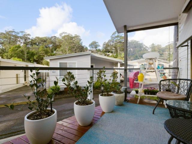 Coastal Comfort, a Beautiful Private Garden and Pet Friendly Village