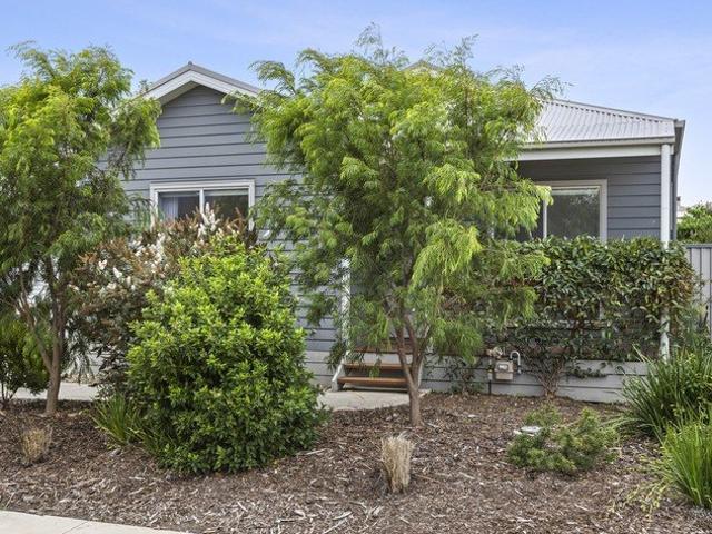 Coastal Comfort & Effortless Living in a Vibrant Lifestyle Retirement Village