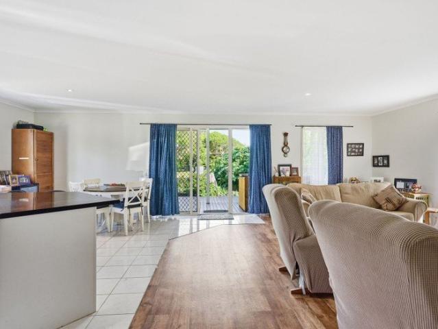 Coastal Comfort on 606sqm Your perfect beachside escape awaits