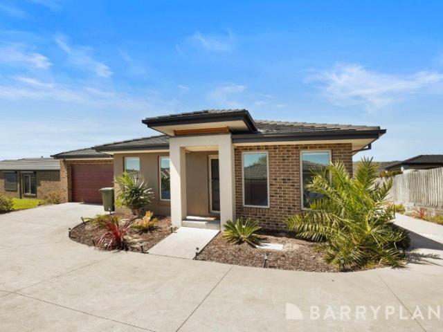 Coastal Comfort Meets Modern Style