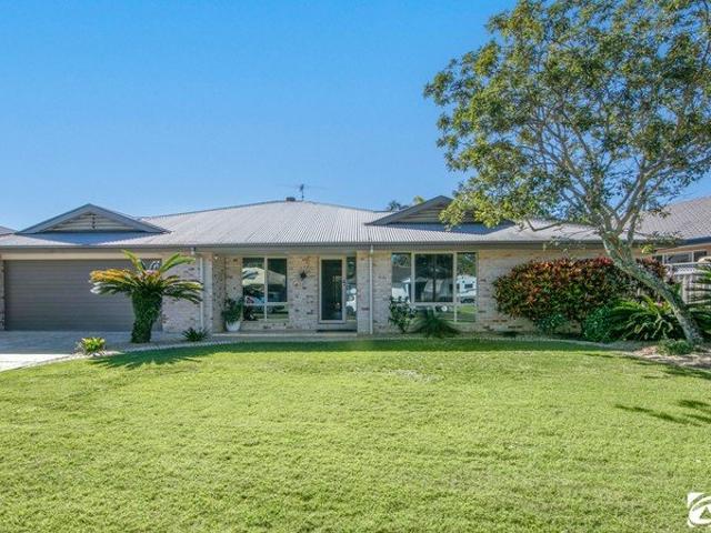 Coastal Comfort, Space & Lifestyle in a Prime Marina Location