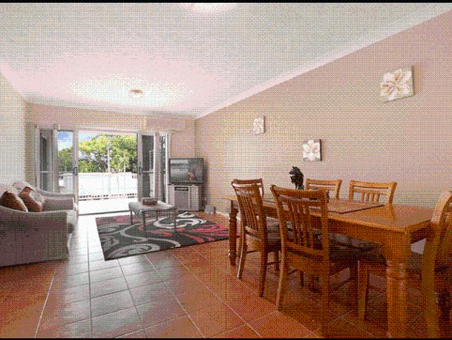 Coastal Comfort, Spacious Living & Convenience in Wynnum