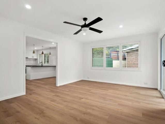 Coastal Comfort with Modern Family Living