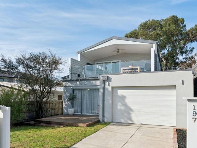 Coastal Comfort with Room to Move