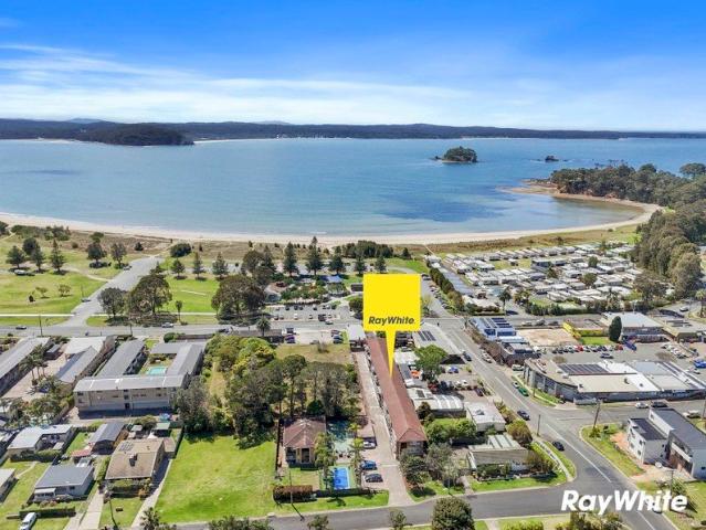 Coastal Convenience Meets Easy Care Living