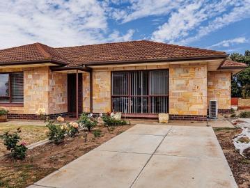 Coastal Convenience Meets Low Maintenance Living